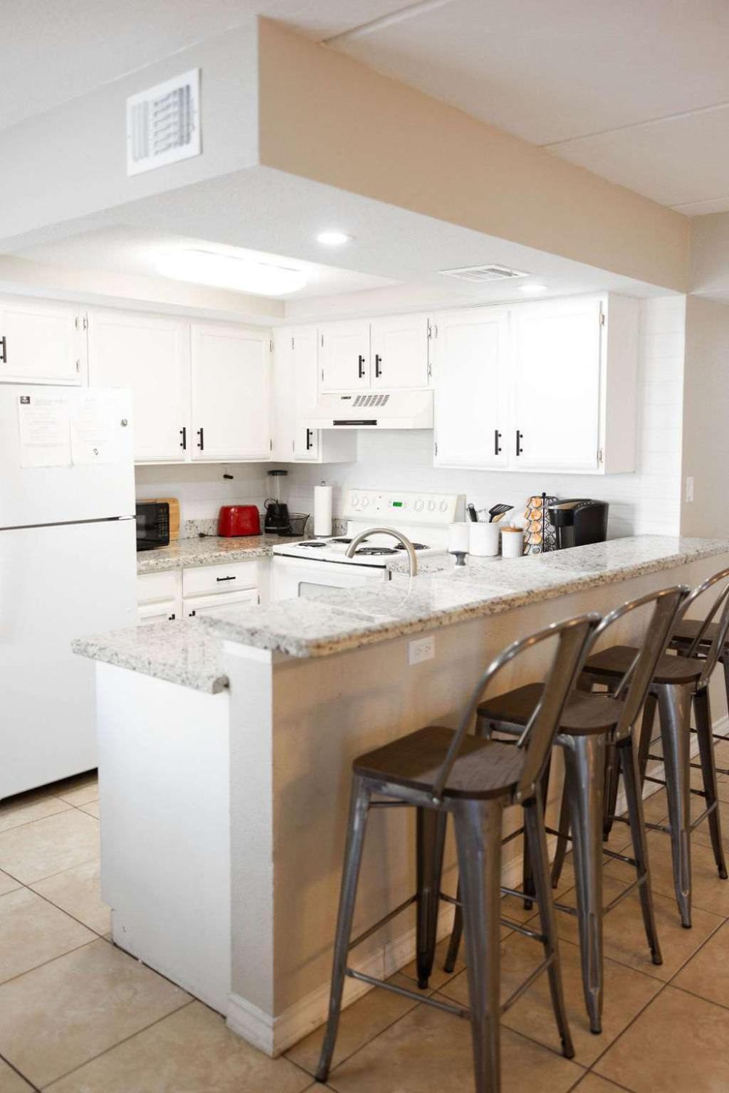 2 Bed 2 Bath 1st Floor W Pool By Hébergement de vacances