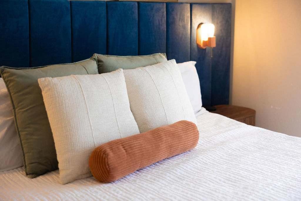 Hébergement de vacances 2 Bed 2 Bath 1st Floor W Pool By *